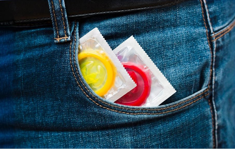 Что делать, если порвался презерватив