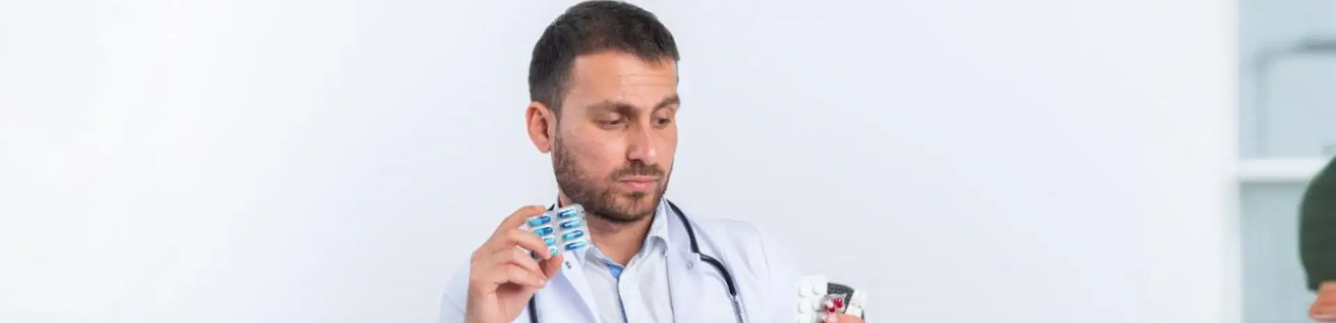 Как врач подбирает гормональные контрацептивы?